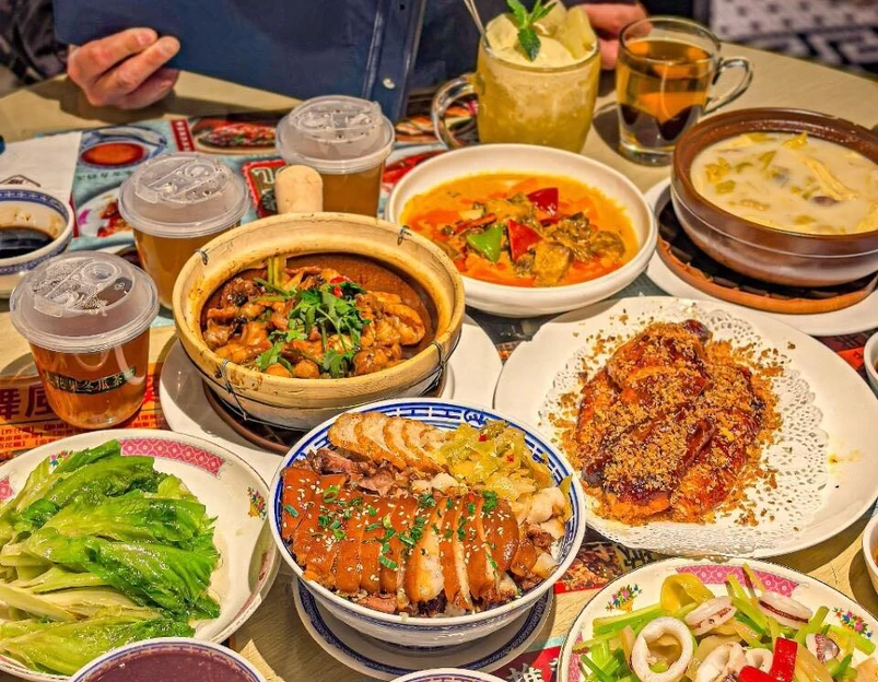 细记港九宵夜大牌档(虹桥南丰城店) - 上海市旅游 1