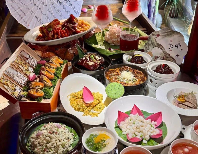 姑苏家宴精致苏帮菜·评弹·松鼠桂鱼(观前街店) - 苏州市旅游 1