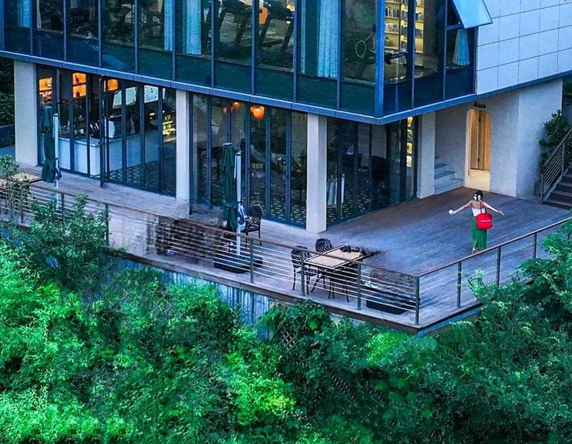 安吉云上草原度假村·半山隐竹熊猫酒店 - 湖州市旅游 1