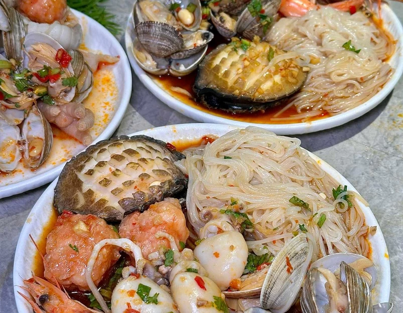 醋小嗲·糟粕醋海鲜火锅(星海广场店) - 大连市旅游 1
