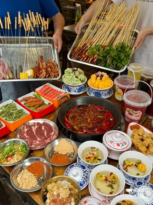 义学巷火锅串串(春熙路香槟广场店) - 成都市旅游