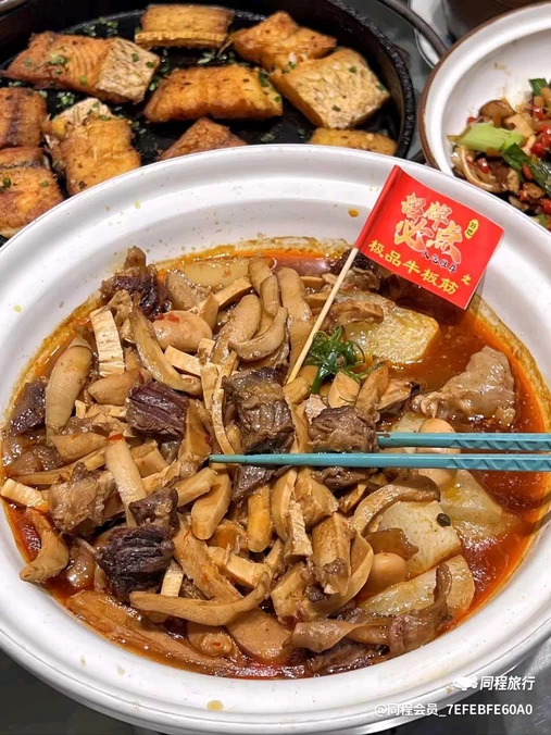 大洋百货(光谷店) - 武汉市旅游