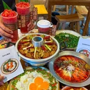 赵肆喜肥肠煲·川菜·夜蹄花(大悦城店) - 杭州市旅游 缩略图 2