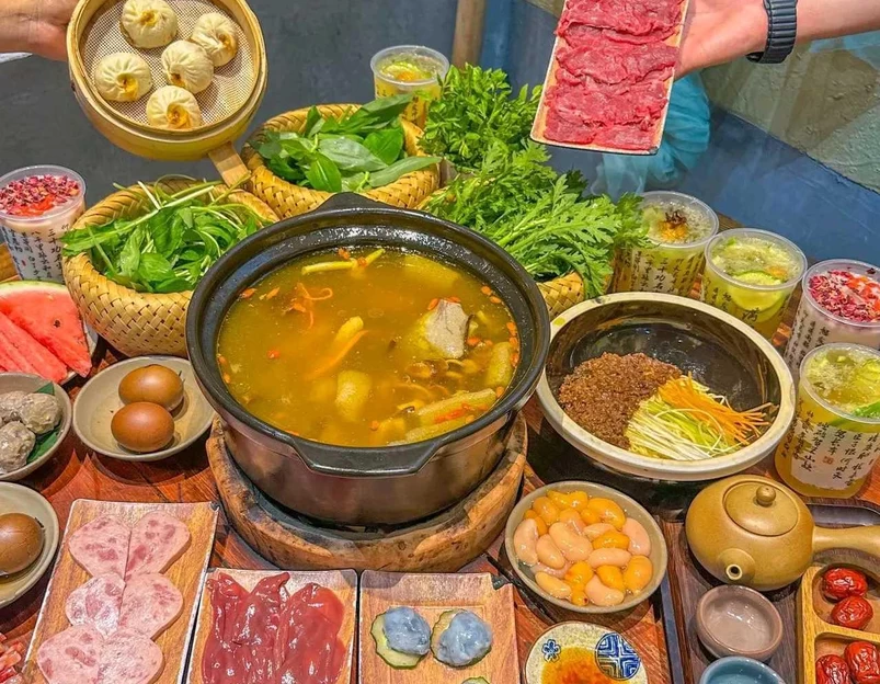 葉老頭碳炉草本鸡煲 - 杭州市旅游 1