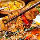小圆凳·山野土菜馆(锦华万达店) - 成都市旅游 缩略图 1