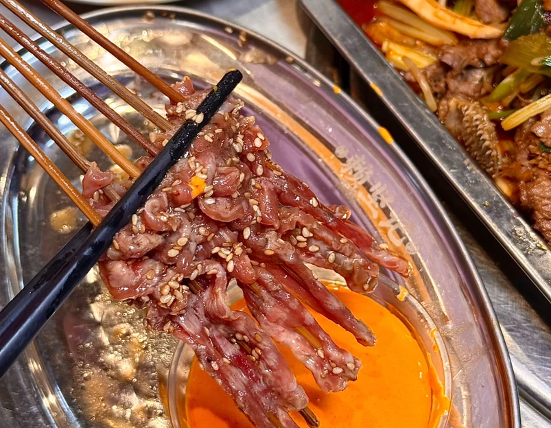 赖坚记·自选生料大排档(内街店) - 南宁市旅游 1
