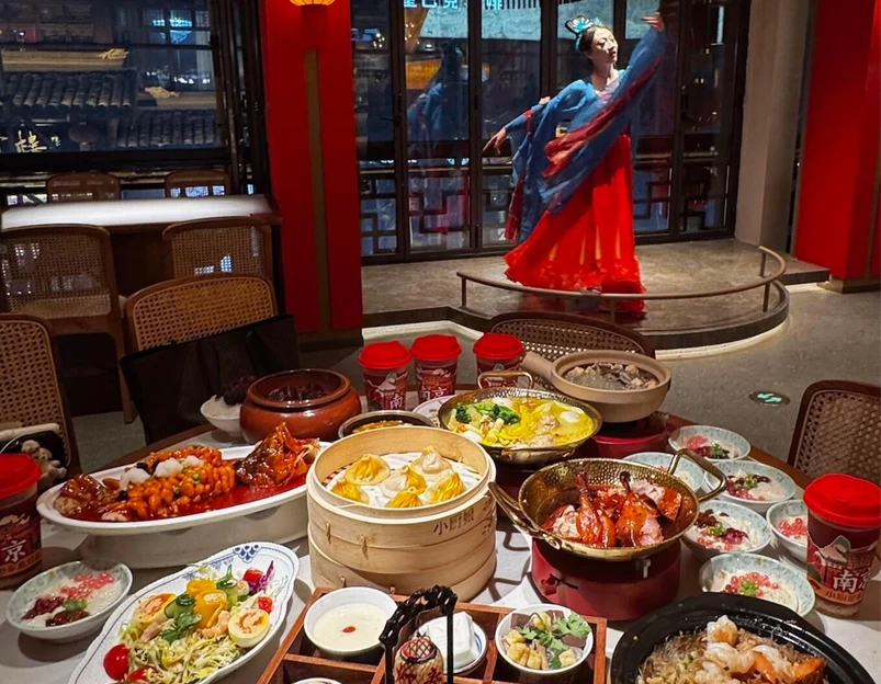 小厨娘秦淮灯彩(夫子庙西牌坊店) - 南京市旅游 1