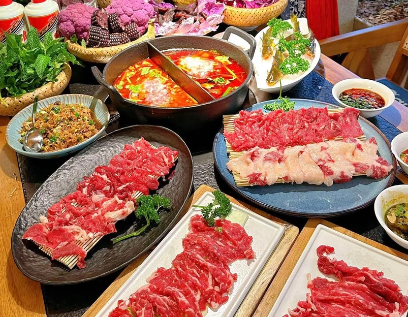 酸咕咕·贵州酸汤火锅(罗湖宝能店) - 深圳市旅游 1