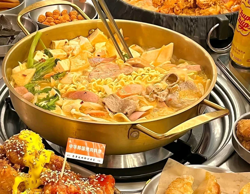 魁牛齐齐哈尔烤肉 - 北京市旅游 1