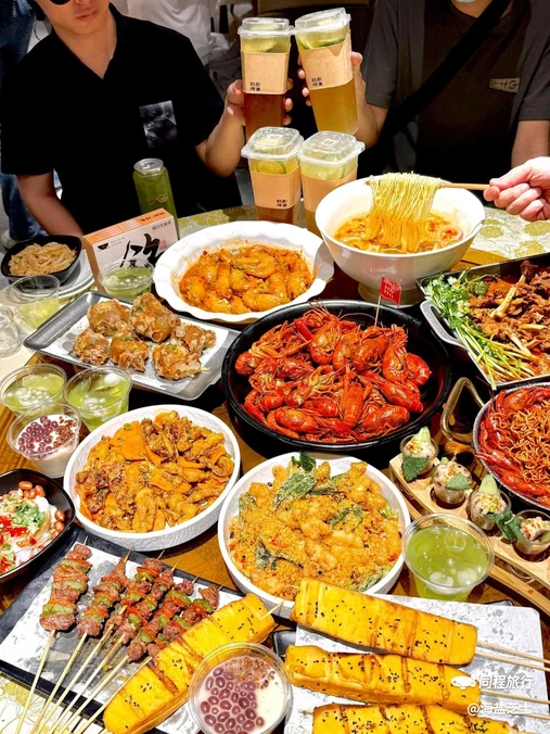 铭副琦食·龙虾小海鲜(五江天街店) - 长沙市旅游