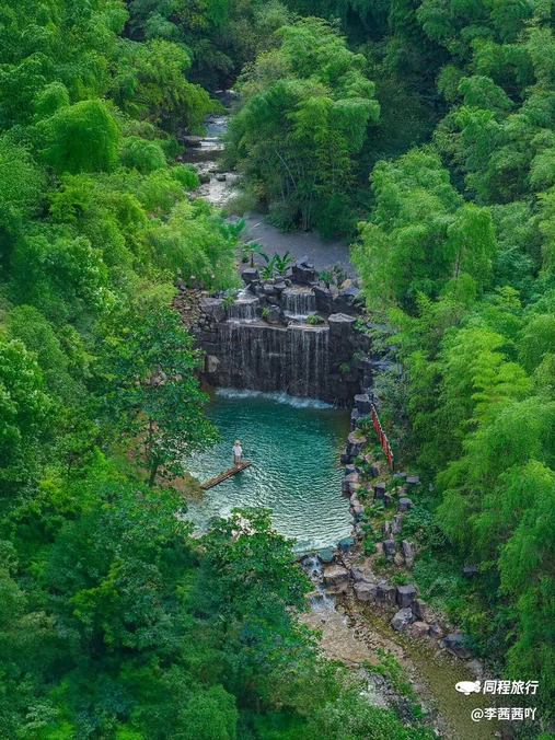 桐庐云崖瀑布咖啡 - 杭州市旅游