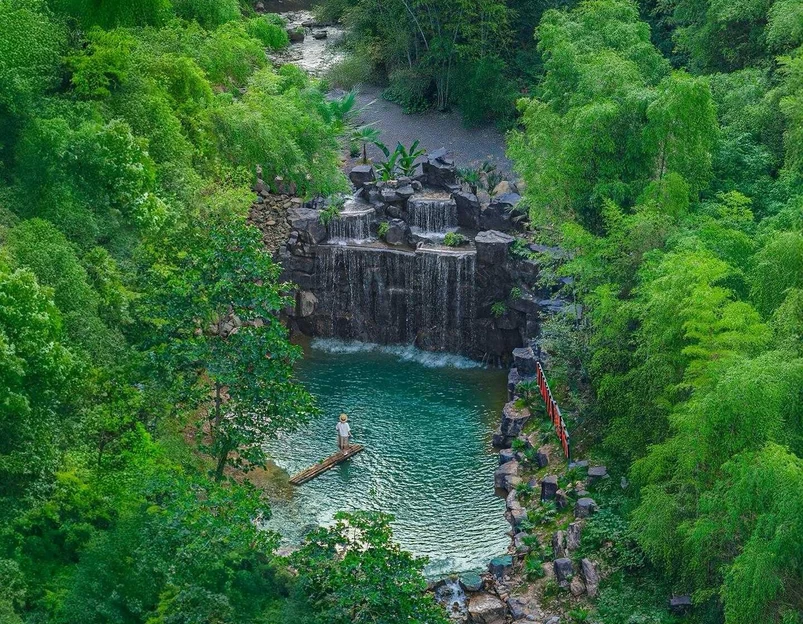 桐庐云崖瀑布咖啡 - 杭州市旅游 1