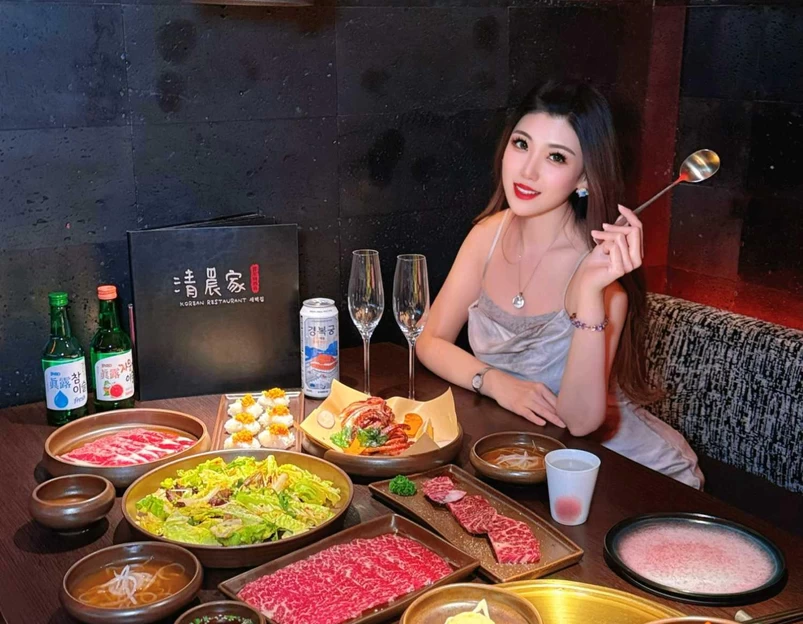 清晨家·首尔烤肉(陆家嘴中心店) - 上海市旅游 1