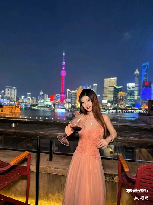 弦月窗LUNETTE BY AMANDA(外滩店) - 上海市旅游