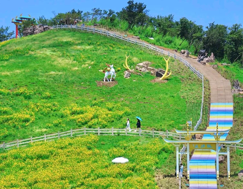 安吉云上草原度假区·吾云家 - 湖州市旅游 1