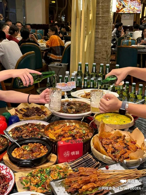 万和商业广场 - 成都市旅游