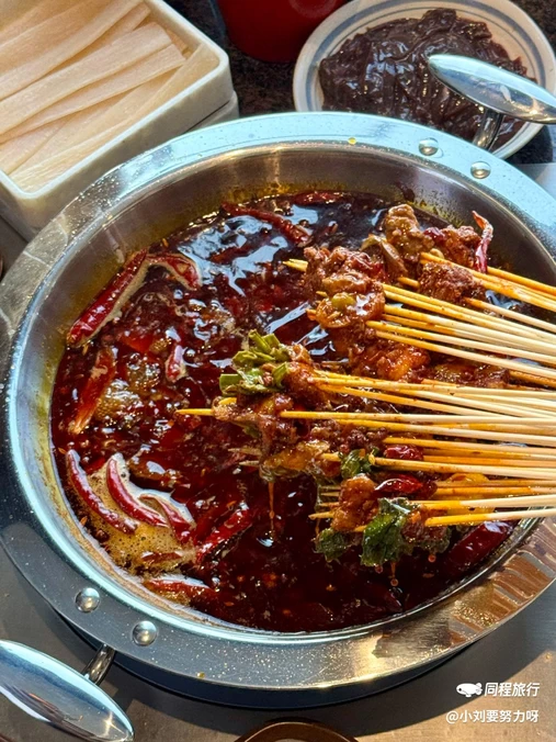 皇城老妈火锅·川味传承(港湾店) - 大连旅游