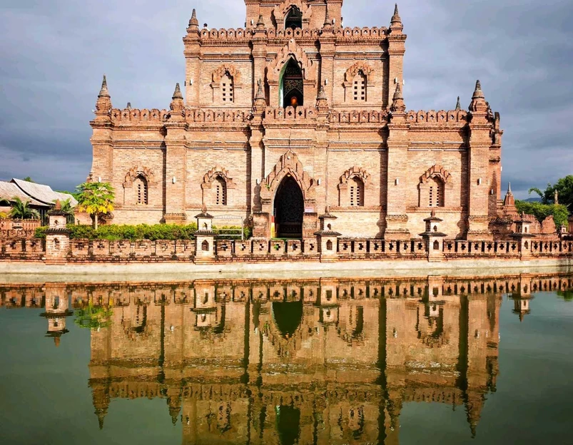 瑞丽古城 - 德宏傣族景颇族自治州旅游 1