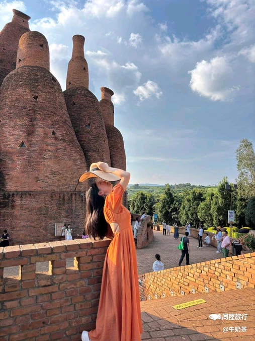 东风韵 - 红河哈尼族彝族自治州旅游