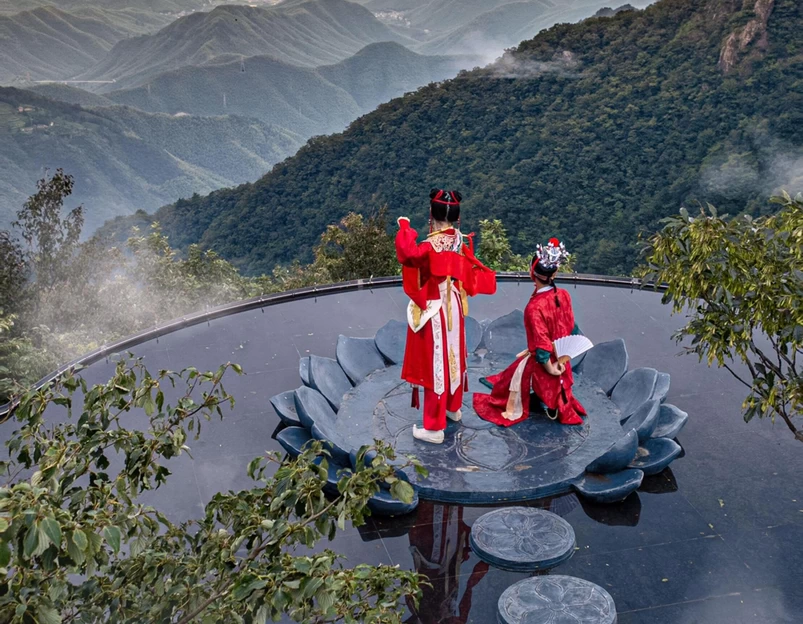 云上草原国际山地旅游度假区 - 湖州市旅游 1