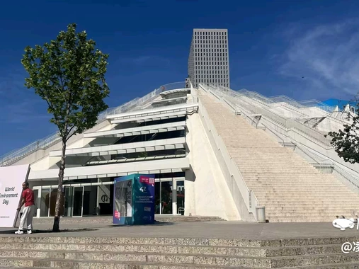 地拉那洲 - 阿尔巴尼亚旅游