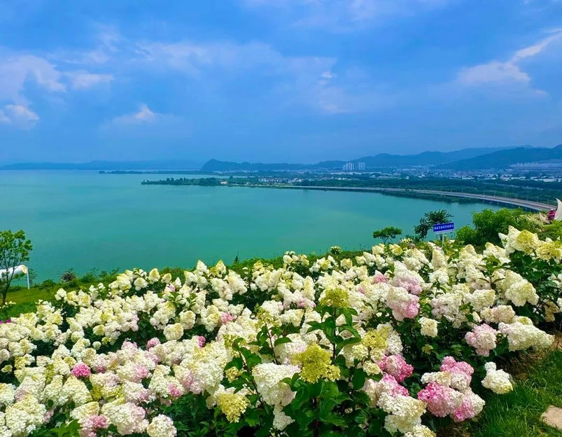 滇池 - 昆明市旅游 1