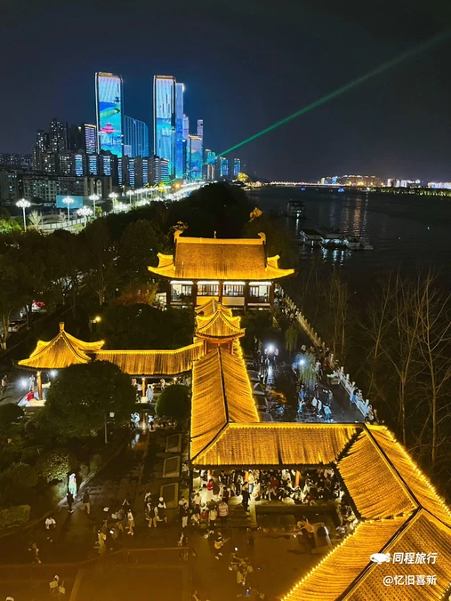 杜甫江阁 - 长沙市旅游