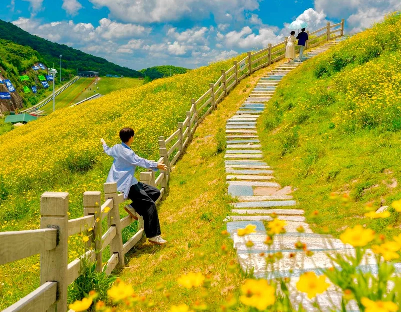 云上草原度假村 - 湖州市旅游 1