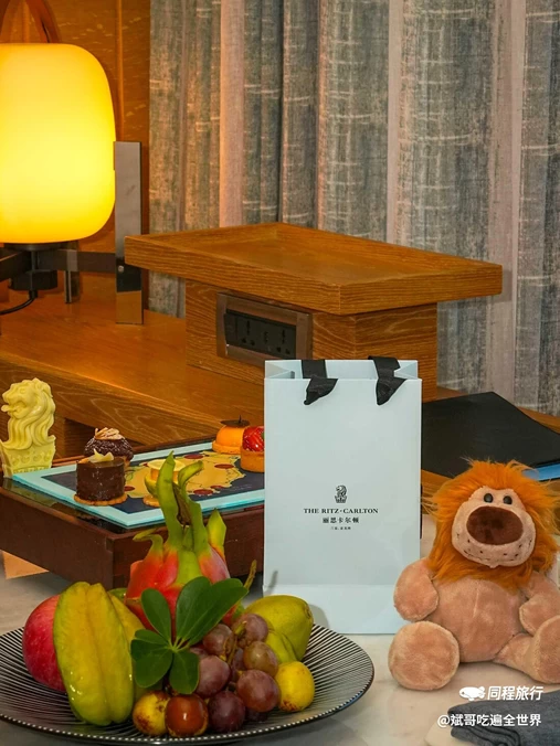 金茂三亚亚龙湾丽思卡尔顿酒店 - 三亚市旅游