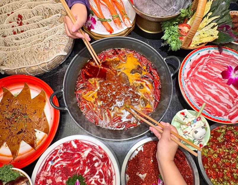王火火巷子老火锅(温江店) - 成都市旅游 1