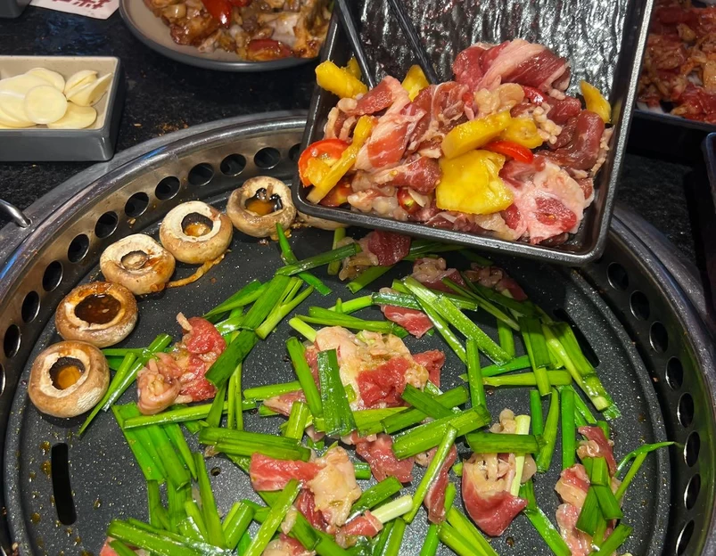 屯李任·齐齐哈尔烤右烤肉(量子介店) - 成都市旅游 1