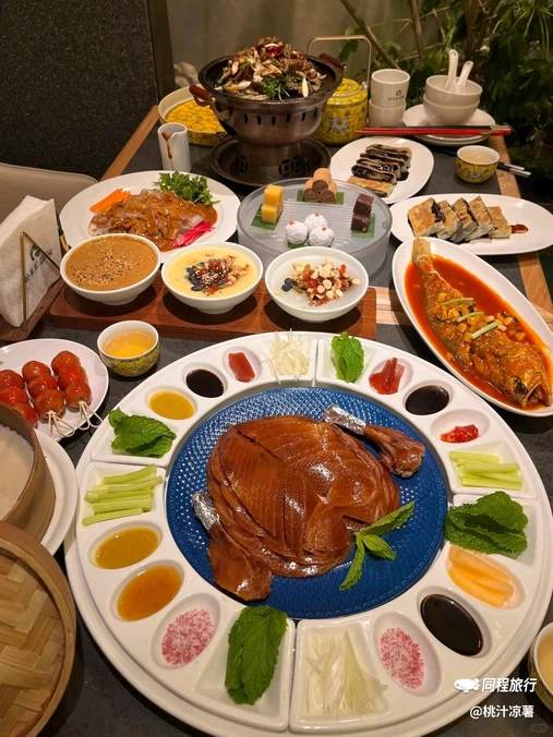 叶多多.北京烤鸭(王府井故宫店) - 北京市旅游