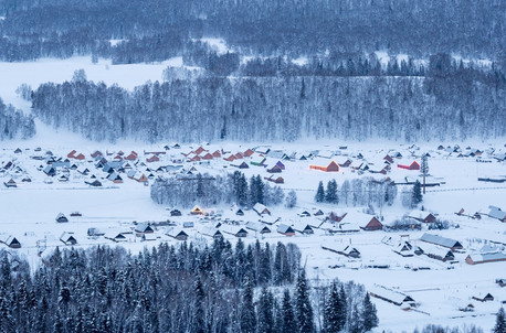 7天6晚·北疆三湖·宿禾木木屋&赛里木湖景区旁+无人机航拍·跟团游
