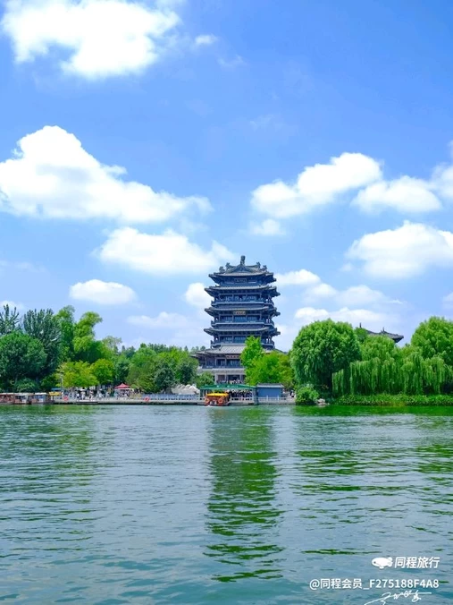 晨瀚酒店(济南唐冶绿地城店) - 济南市旅游