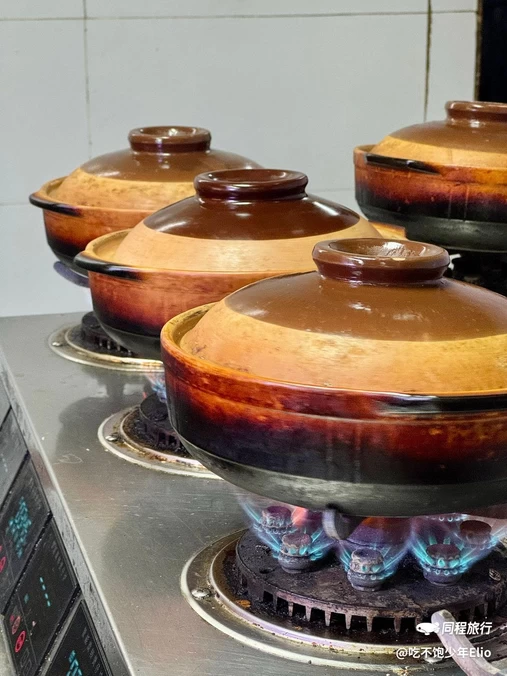 何煲强·煲仔饭·啫啫煲顺德老字号(上下九店) - 广州旅游