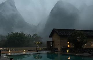 阳朔这家民宿绝了！住进山水画里人均400+