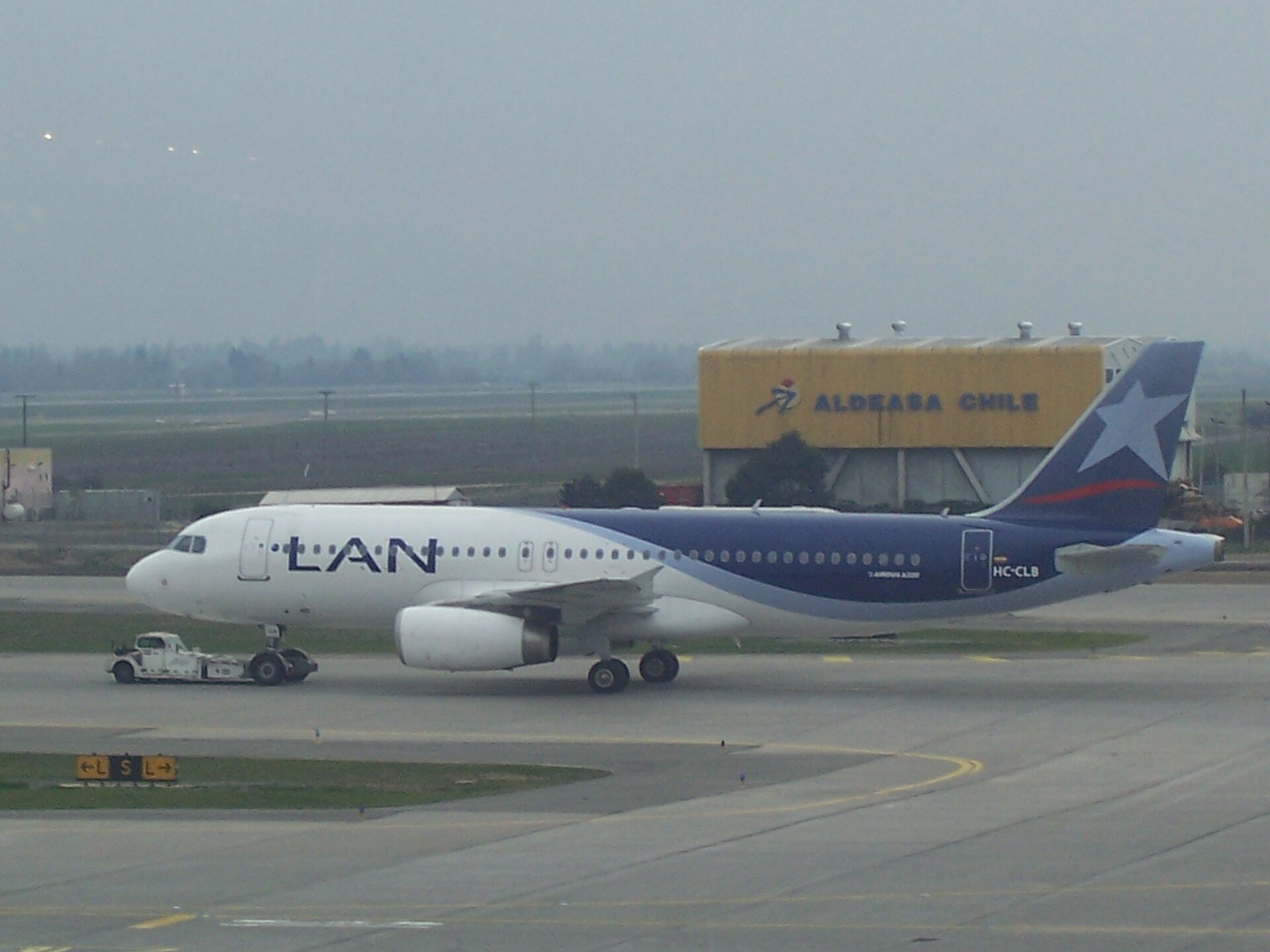 Comodoro Arturo Merino Benítez International Airport