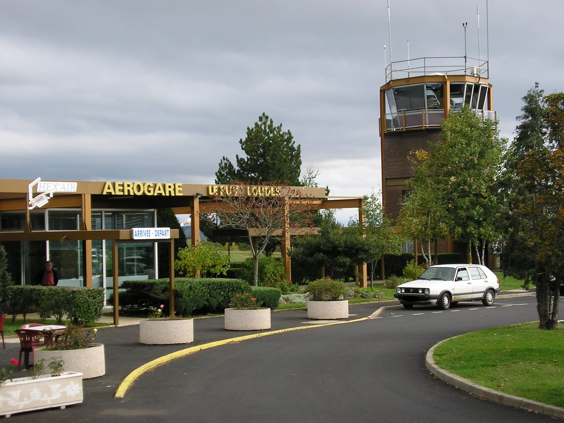 Le Puy-Loudes Airfield