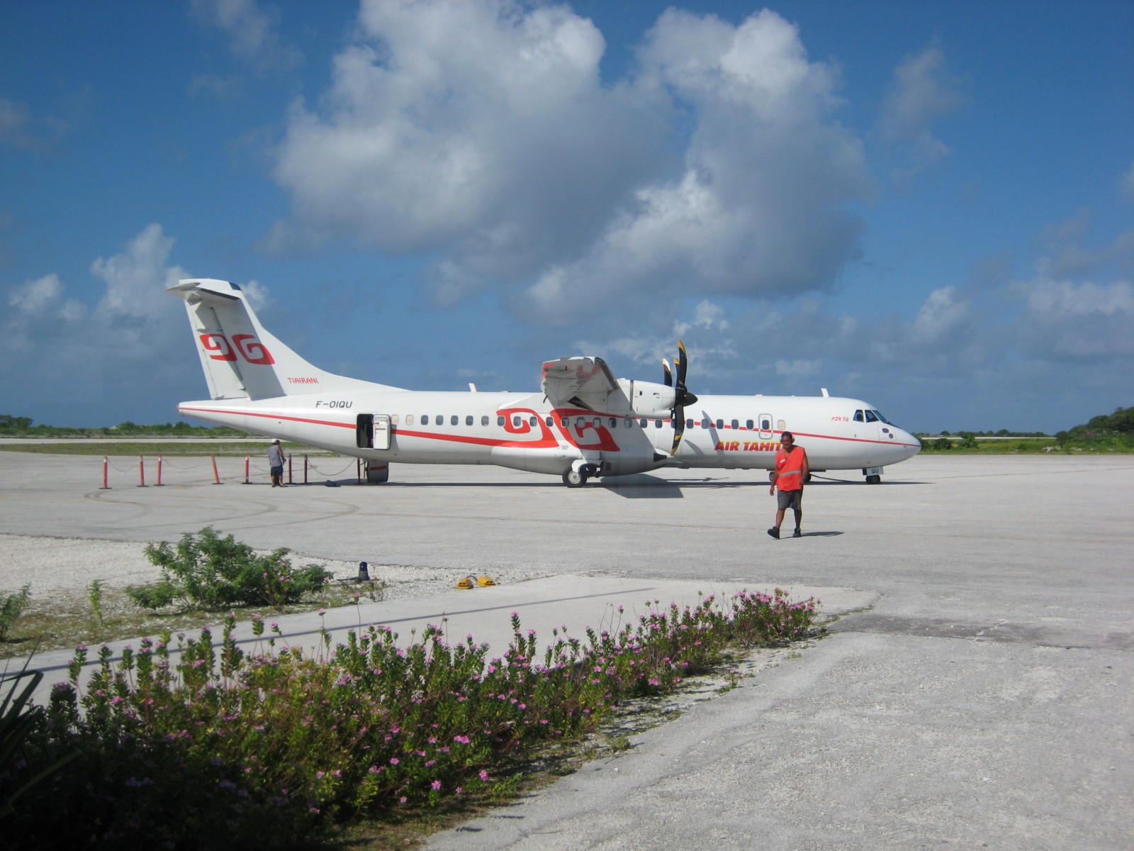 Rangiroa Airport