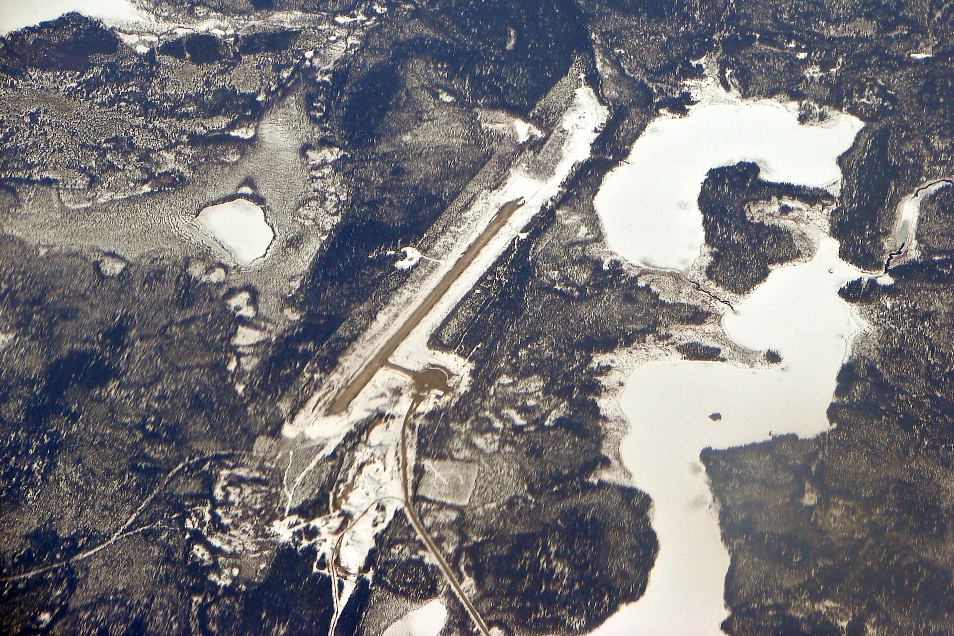 Bearskin Lake Airport