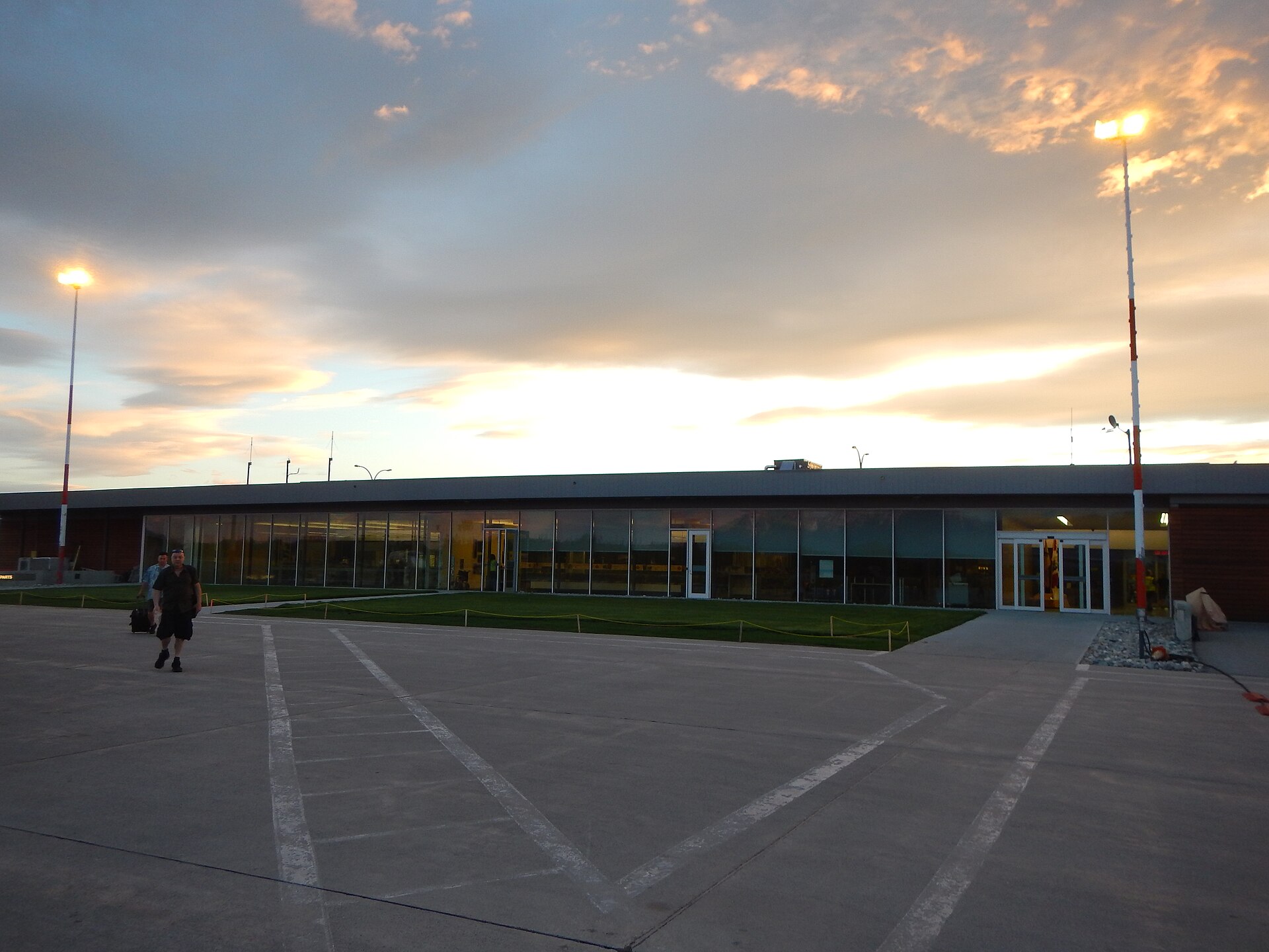 Cranbrook/Canadian Rockies International Airport