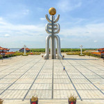 东极广场
