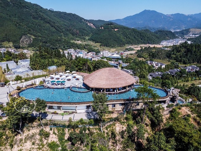 天然氧吧+养生温泉，呼吸高负氧离子泡温泉 - 贺州游记攻略【同程旅游攻略】