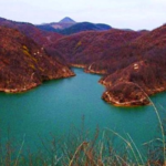 凤凰天池(淋漓湖)