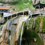 滴水崖旅游度假村