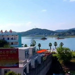 龙腾水府