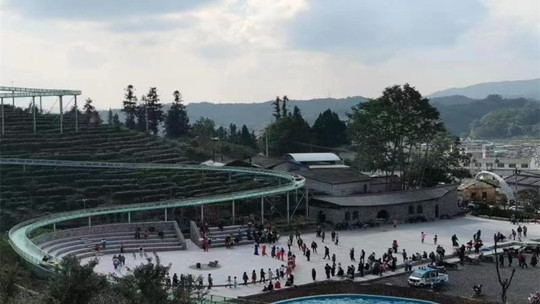 腾冲茶山高空玻璃漂流门票