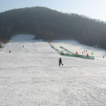 玉泉威虎山森林公园滑雪场