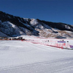 天山托峰滑雪场