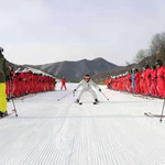 宁夏娅豪滑雪度假区